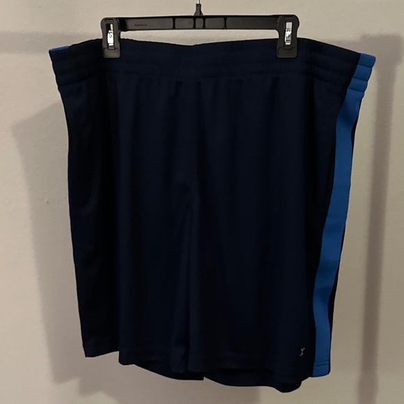 Xersion Men's Navy Blue Athletic Shorts - Picture 7 of 7